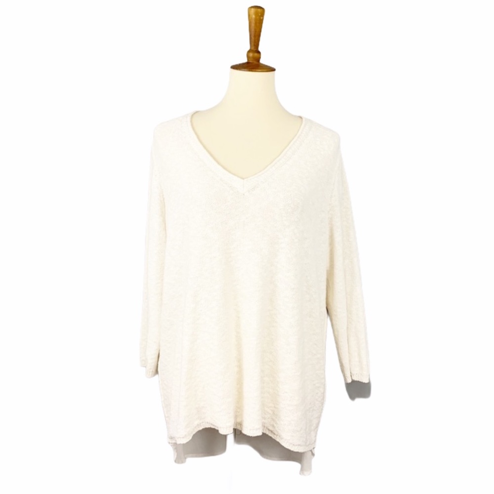 Two Vince Camuto Layered White V Neck Sweater